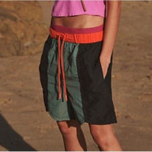 Free People Sun Daze Board Shorts Size Medium